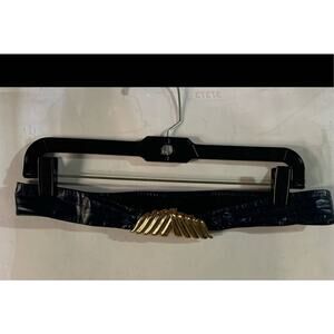 Vintage blue leather suede gold toned belt shell abstract design 1980 rad